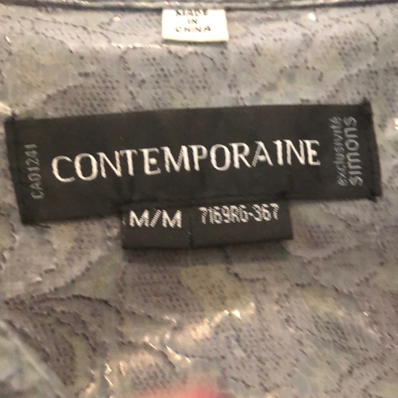 Raincoat: button up, Lace detail - Picture 9 of 9